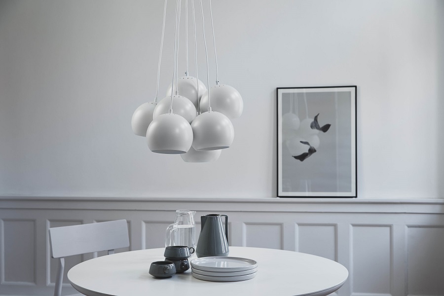 Люстра Ball, 7 плафонов, белая матовая, белый шнур Frandsen 14230600106 - Вид №1