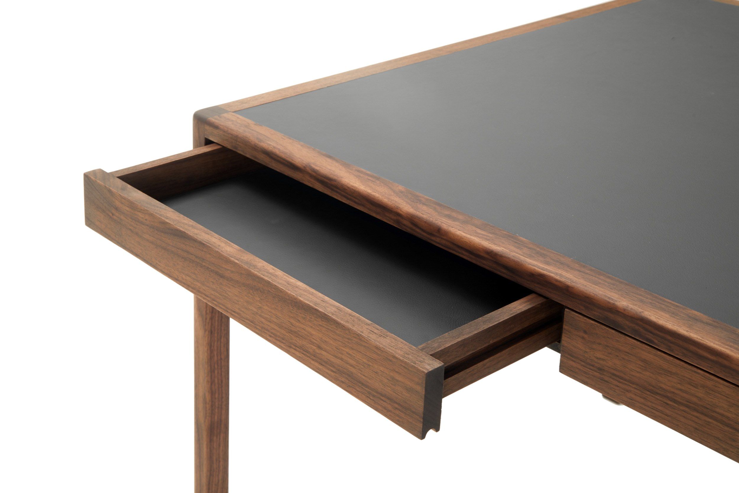 Стол из массива дерева с ящиками и кожаной столешницей BassamFellows Leather Desk ARCH-00147203 - Вид №3