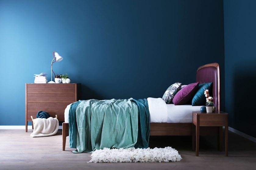 Heavens Двуспальная кровать из орехового дерева с обитым кожей изголовьем Petra sun-id-1446424 - Вид №4