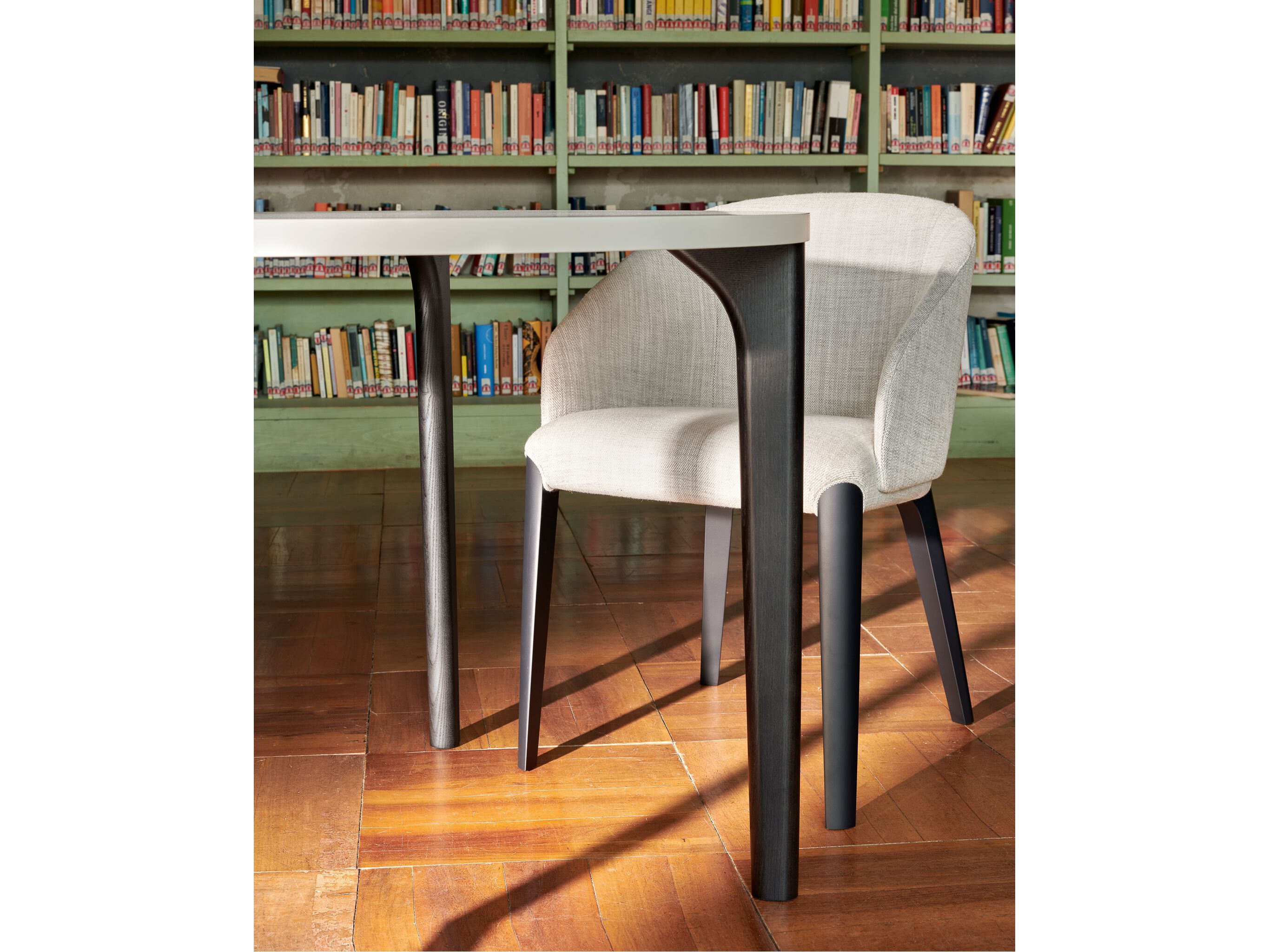 Круглый деревянный стол Very Wood ARCH-00005707 - Вид №2