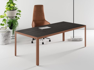 Стол из шпона