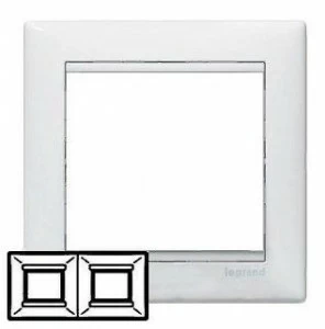 Рамка для розеток и выключателей 2-ая белая