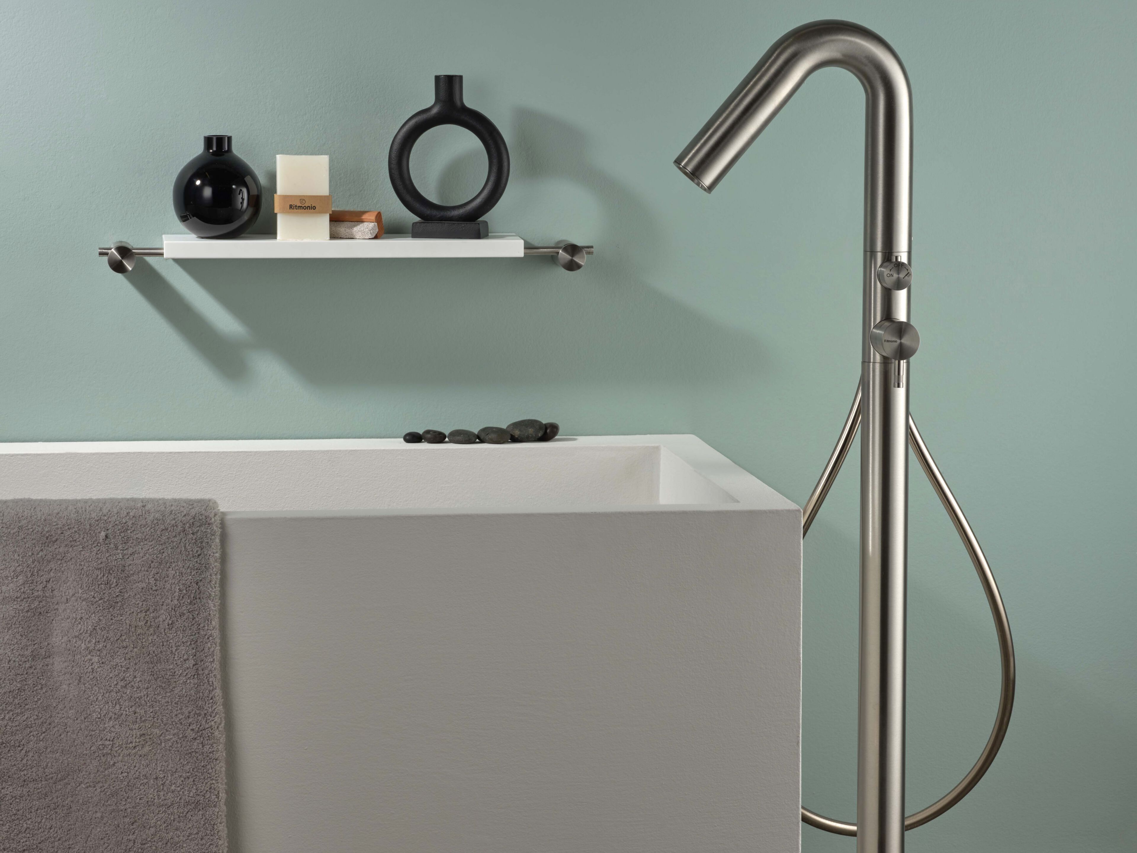 Смеситель для ванны из нержавеющей стали с ручным душем Ritmonio Diametro35 Inox ARCH-00088628