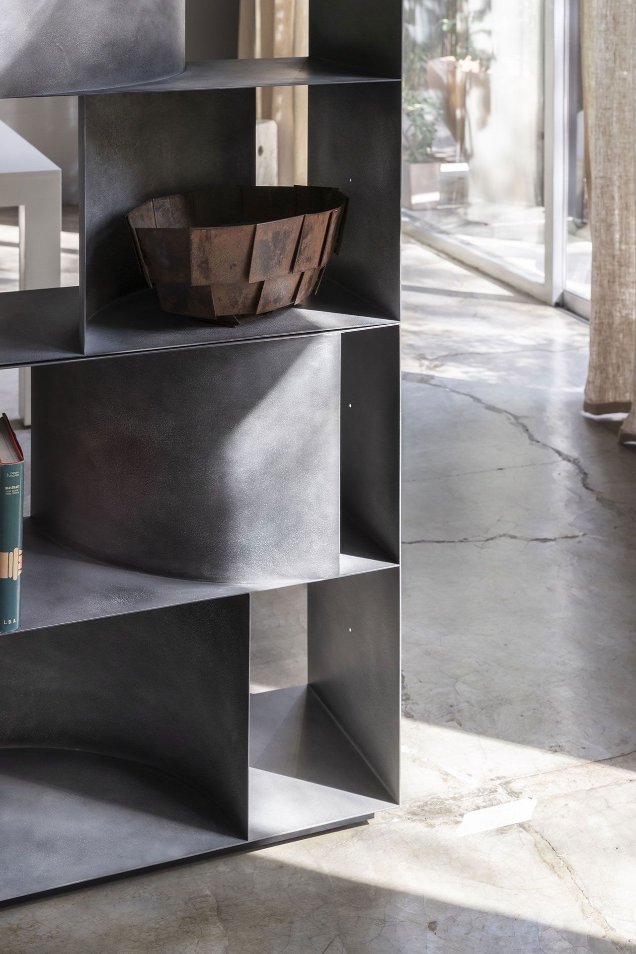 Книжный шкаф из металла Mogg Джадд ARCH-00070812 - Вид №12