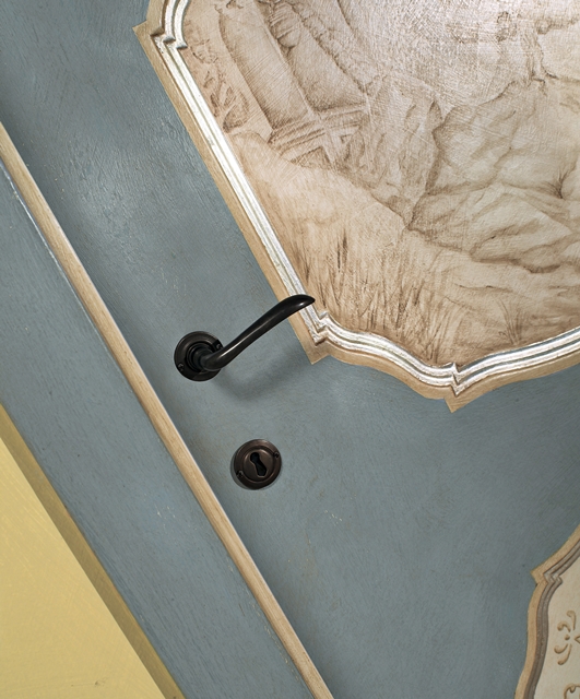 I3 Tifernoit Дверь, украшенная вручную Porte  - Вид №2