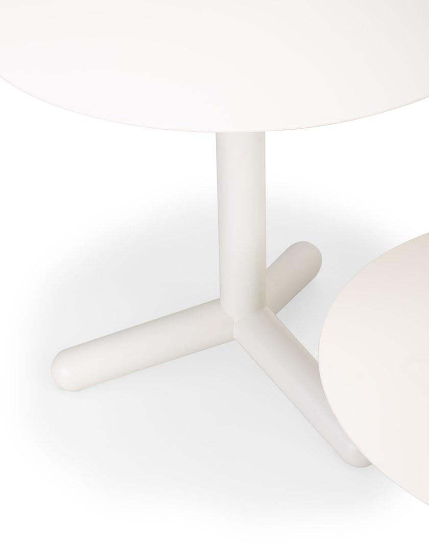 True Design Круглый журнальный столик из HPL Eighty Tlr7/8/9 - Вид №6