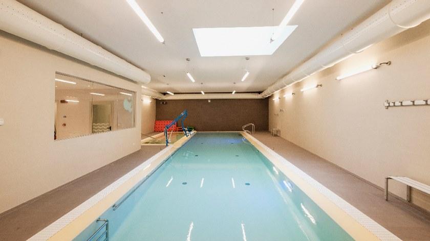 iGuzzini Светодиодный подвесной светильник из поликарбоната Isign sun-id-1466429 - Вид №4