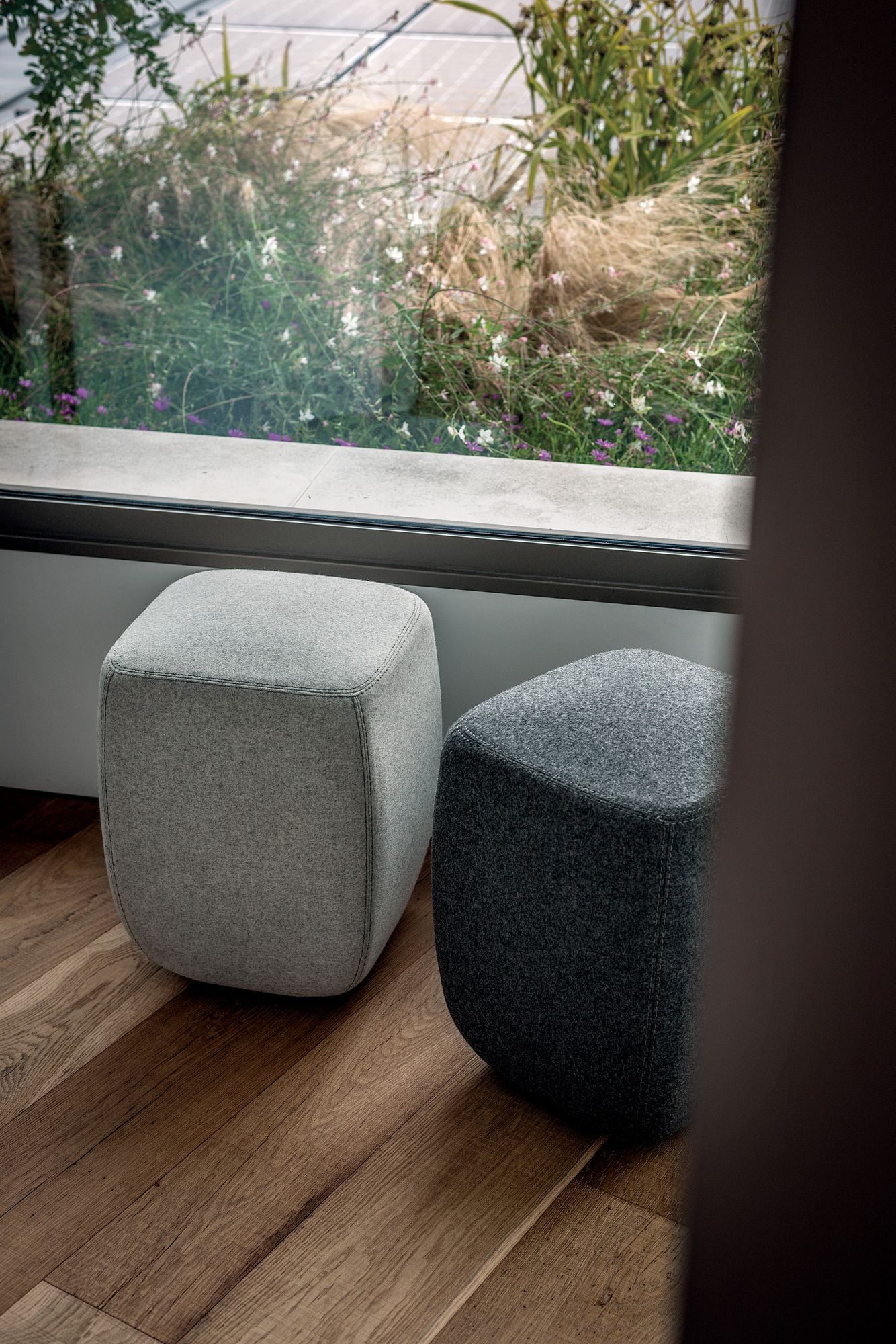 Кожаный низкий мягкий стул Riva 1920 Betty ARCH-00049917 - Вид №4