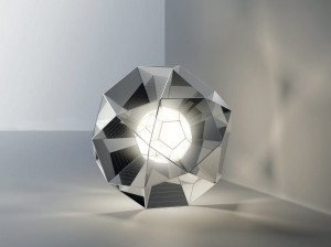 Стеклянная настольная лампа