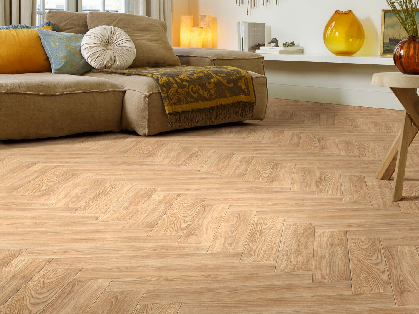 Нескользящий виниловый пол с эффектом дерева BEAUFLOR Hightex ARCH-00072800