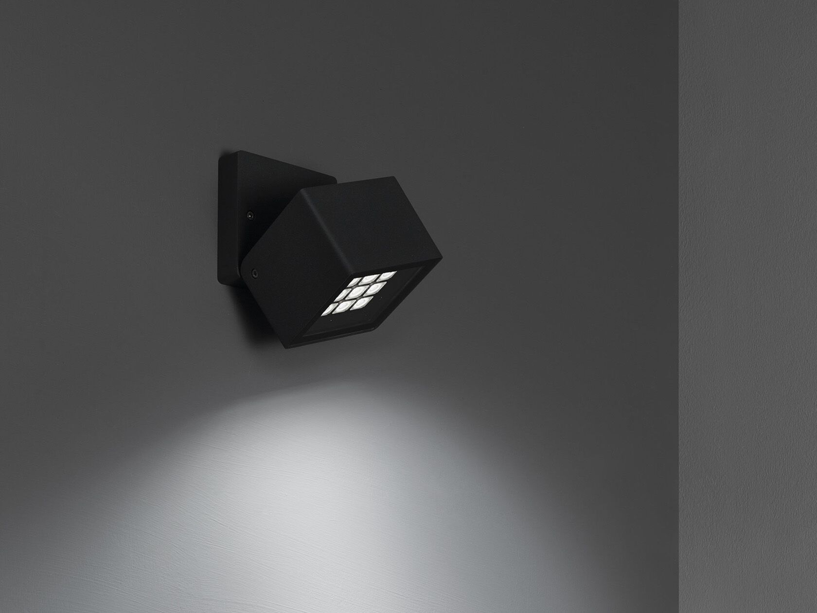 Алюминиевый регулируемый светодиодный наружный прожектор [LND] общие ARCH-00046638 - Вид №18