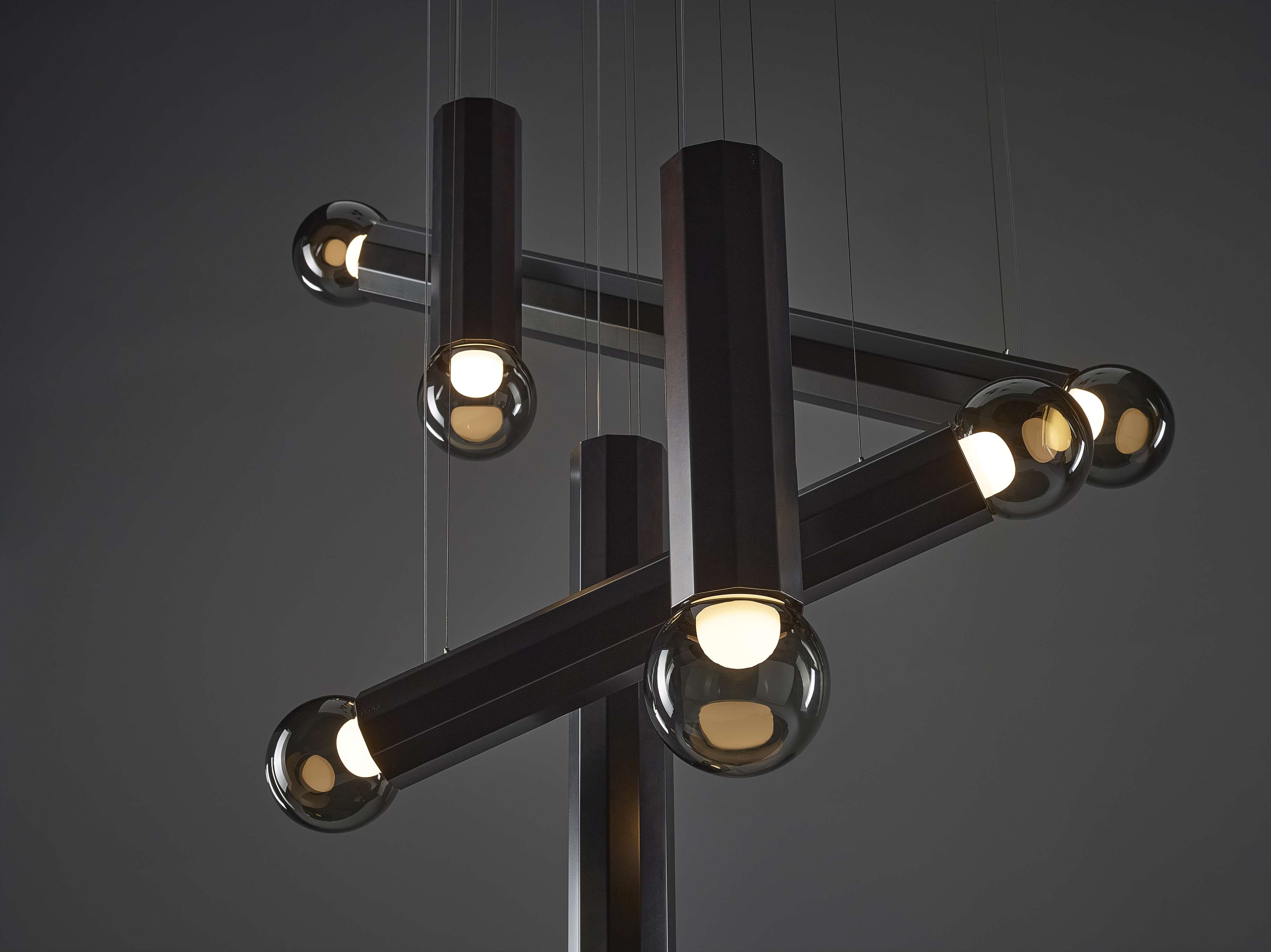 Выдувное стекло и металлический светодиодный подвесной светильник BROKIS Prisma ARCH-00087966 - Вид №18