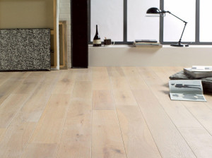 Предварительно обработанный плавающий паркет из фанеры