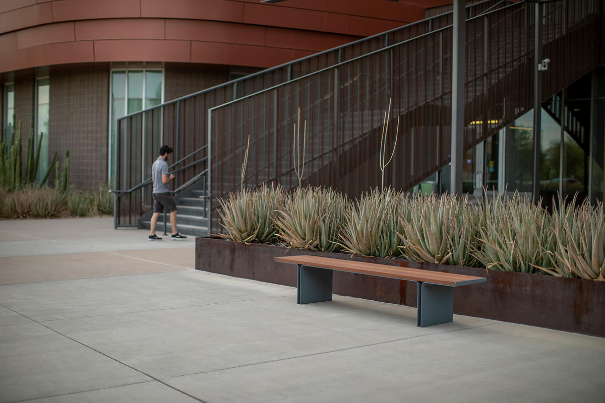 FSRT222 Скамейка для полета  Forms-surfaces  - Вид №22