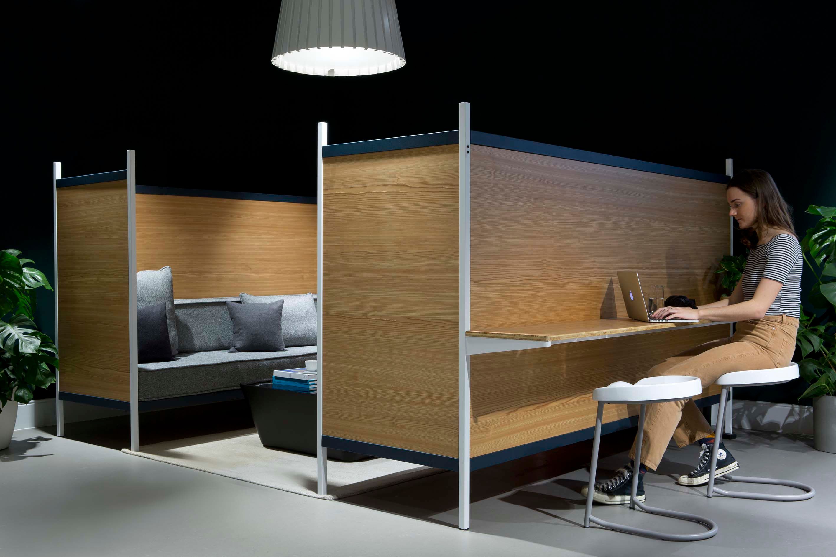 Стальной штабелируемый низкий стул Established&Sons Heidi ARCH-00111971 - Вид №6