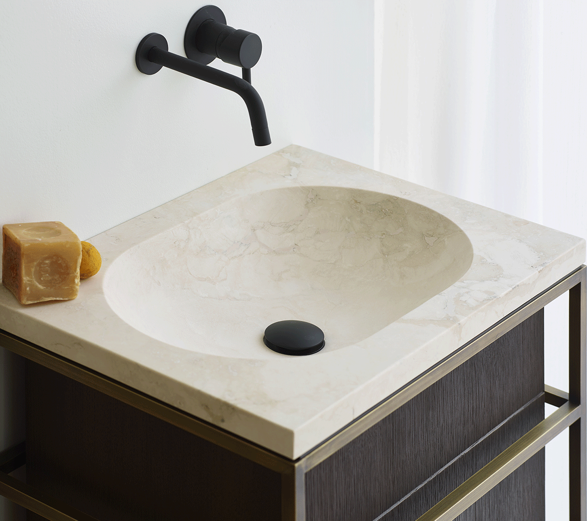 Ex.T Frame Мебель для умывальника из латуни с дубовым шкафом composizione gl1bronzo 1 - Вид №1