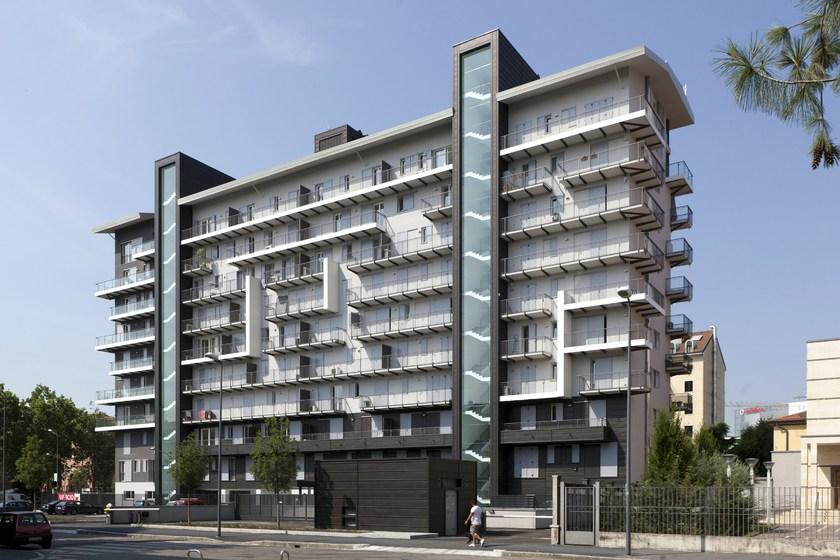 VMZINC Вентилируемый фасад из титан-цинка с ламелями sun-id-1390022 - Вид №25