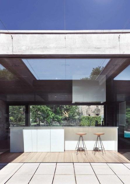 BD Barcelona Design Высокий табурет на жердочке из алюминия и дерева Jamaica sun-id-1371570 - Вид №6