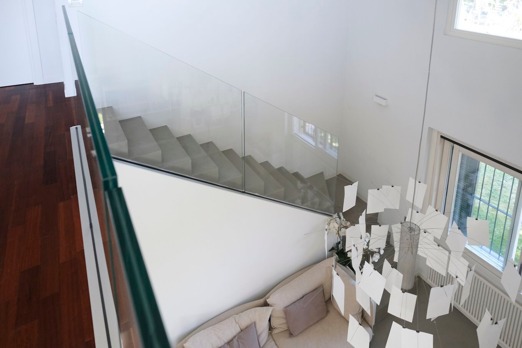 Стеклянные перила для лестницы ALUVETRO Scale ARCH-00070611 - Вид №4