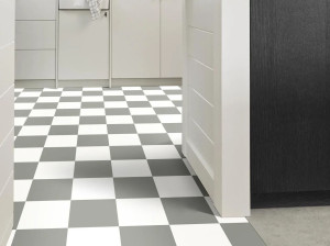 Нескользящий виниловый пол