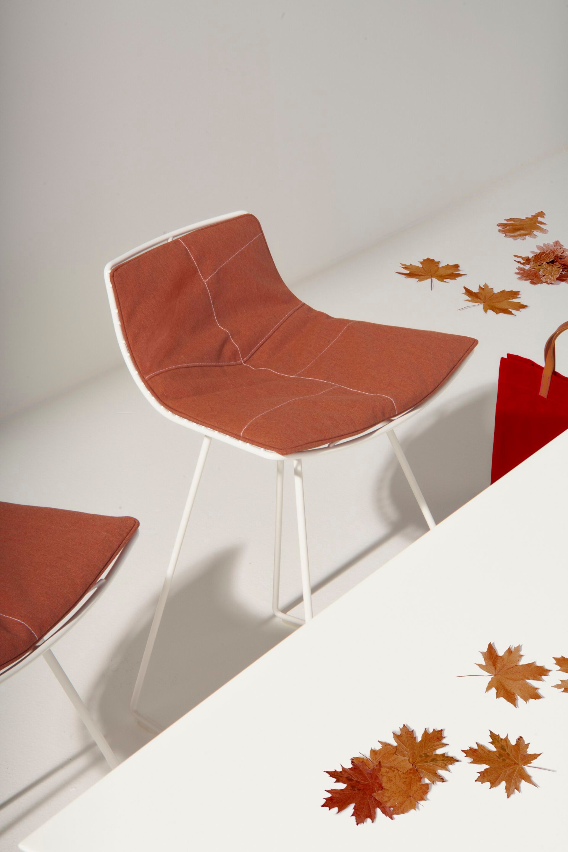 Стальной табурет с подставкой для ног Arper ARCH-00103194 - Вид №2