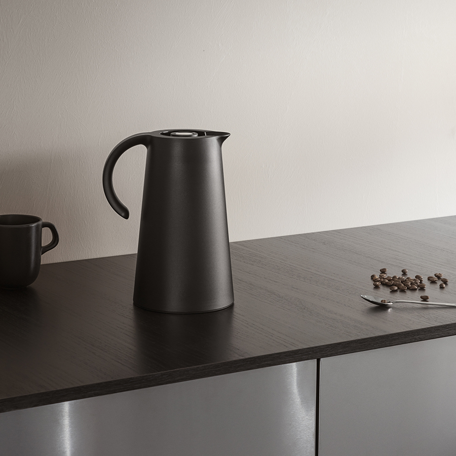 502850 Термокувшин rise, 1 л, черный Eva Solo  - Вид №2