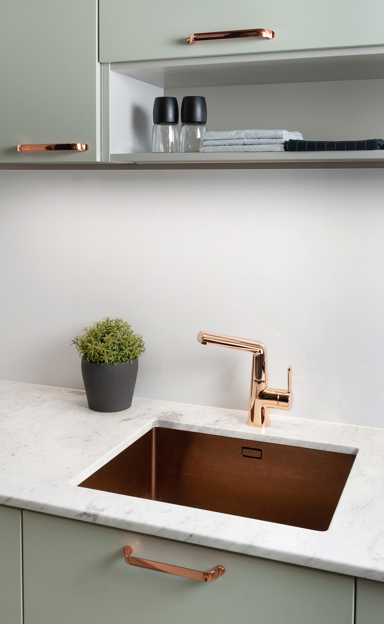 Oras 3006F-34 Смеситель для умывальника 3006F-34 Inspera Розовое золото  - Вид №3