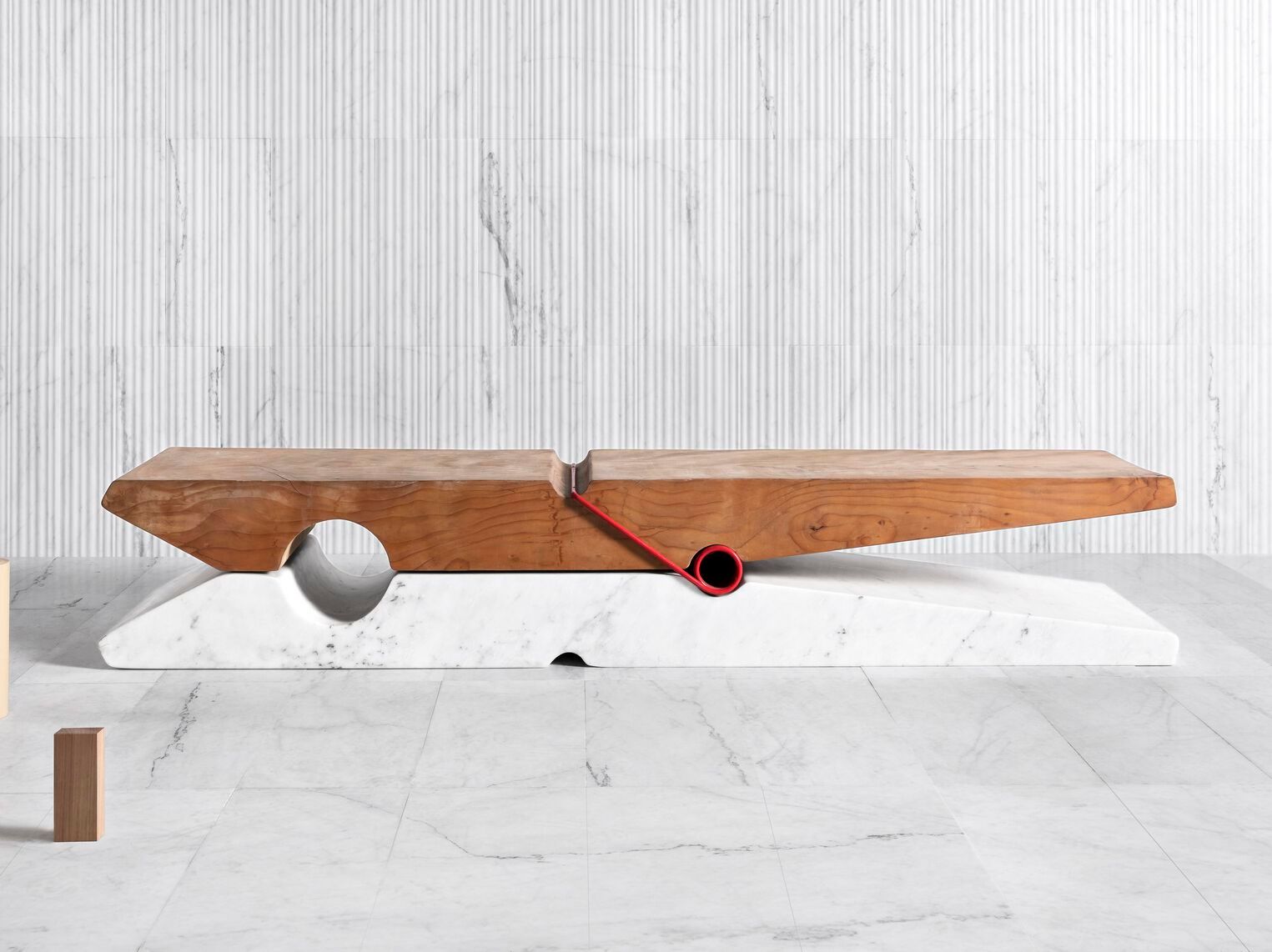 Мраморная скамья LUCE DI CARRARA MOLLETTA ARCH-00002355