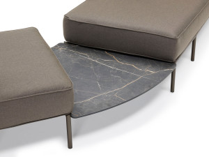 Угловой модульный садовый стол из окрашенной стали и столешницы HPL