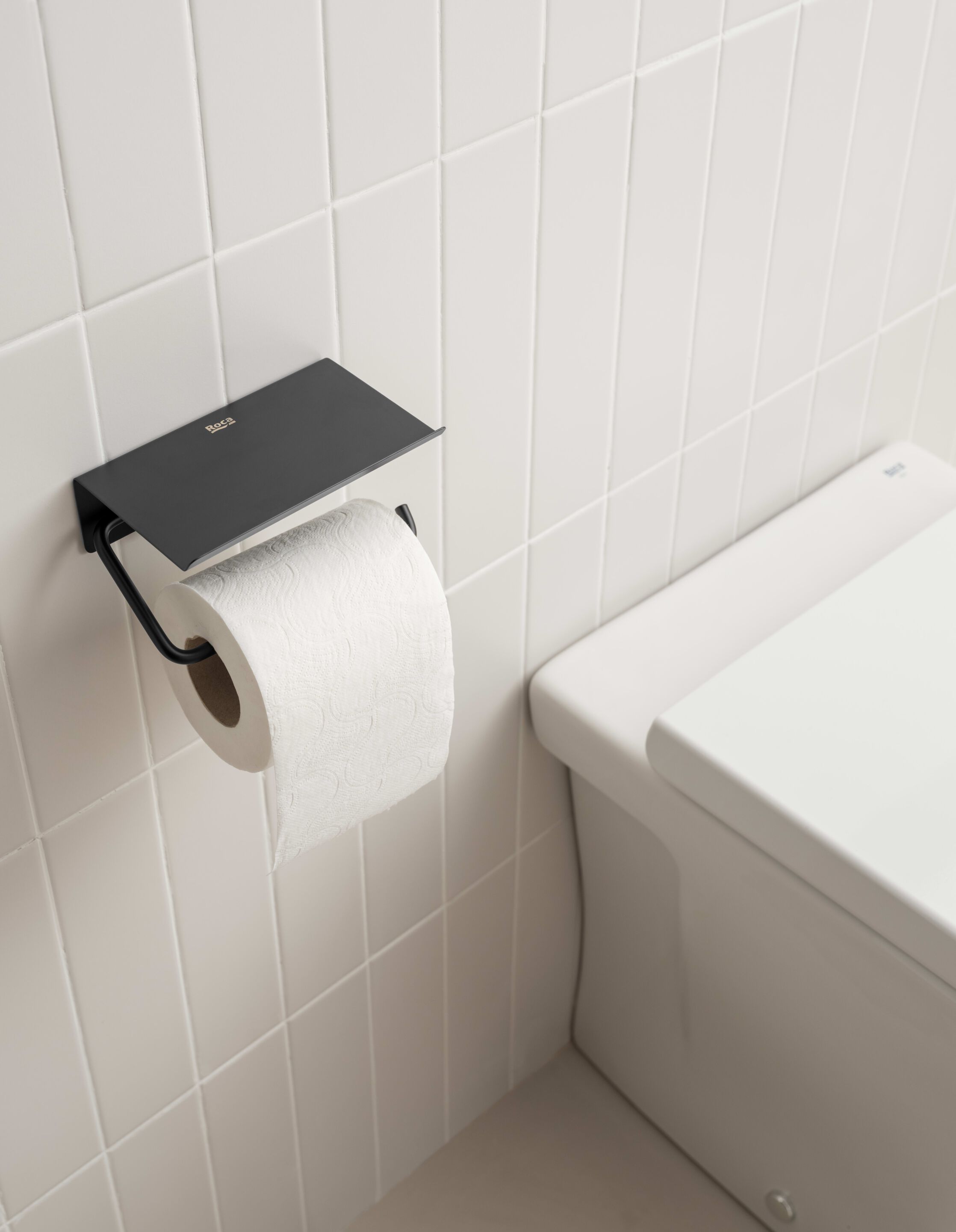 Металлический держатель рулона с полкой Roca ARCH-00100967 - Вид №2