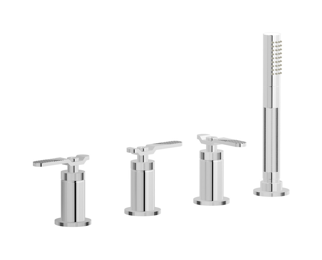 Смеситель на бортик ванной на 4 отверстия с изливом, дивертером и душевым гарнитуром. WE ARE IB b2397cc Chrome Bold