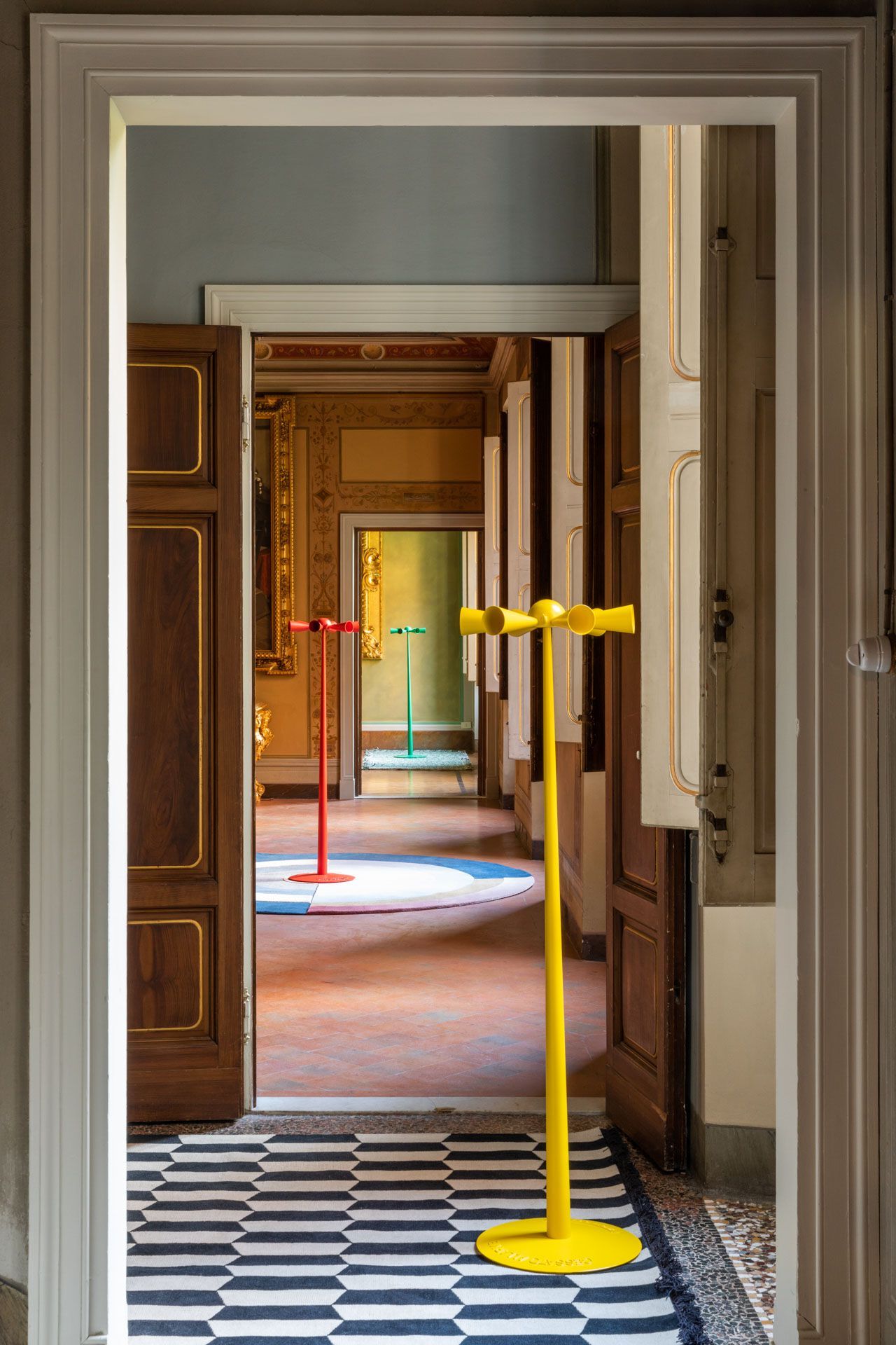 Алюминиевая напольная вешалка Poltronova прекращено сигнализация ARCH-00073021 - Вид №24