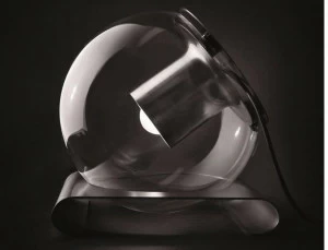 Oluce Настольная лампа из дутого стекла The globe