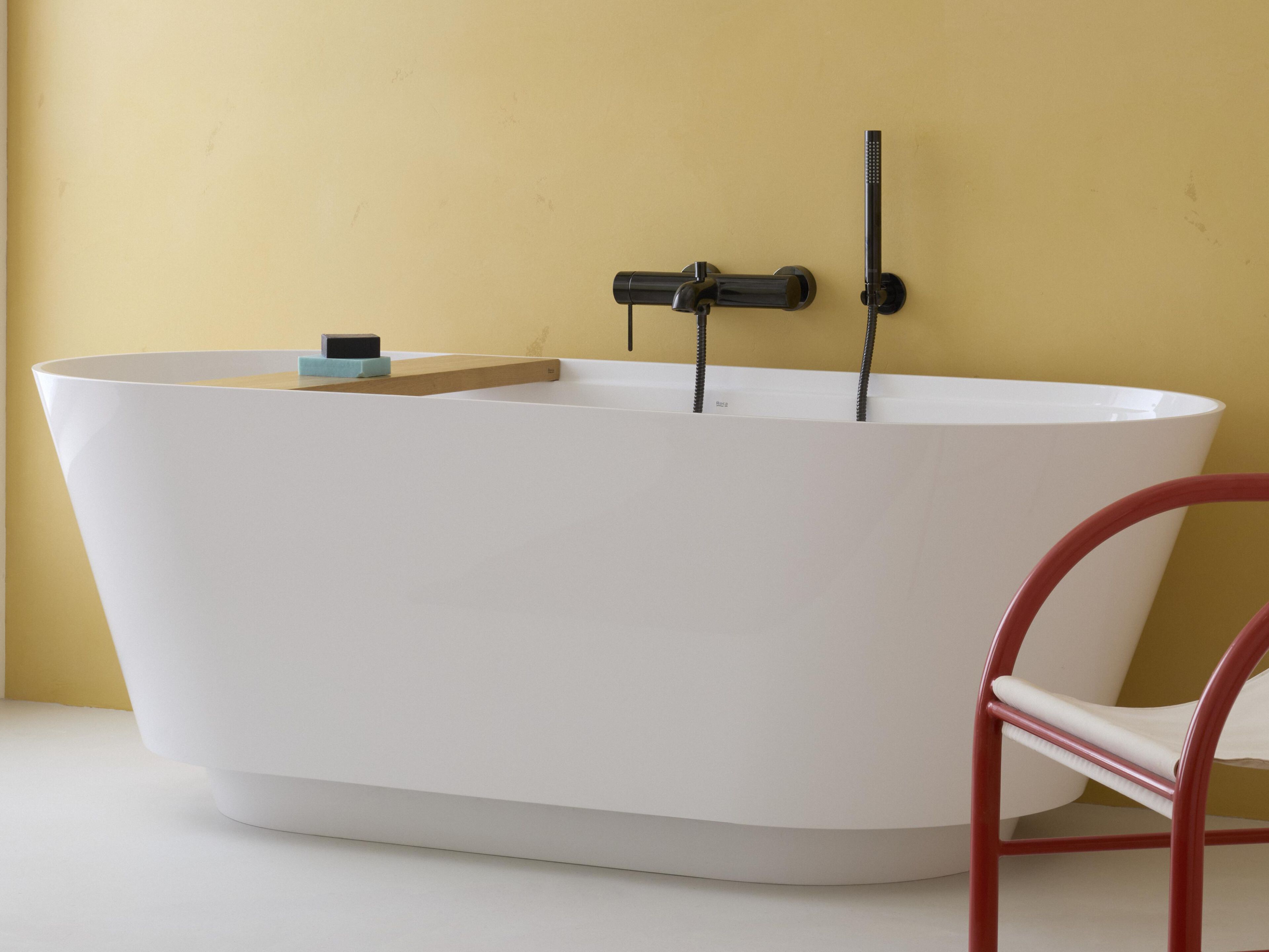 Овальная ванна в центре комнаты в Stonex® Roca Tura ARCH-00058759 - Вид №3