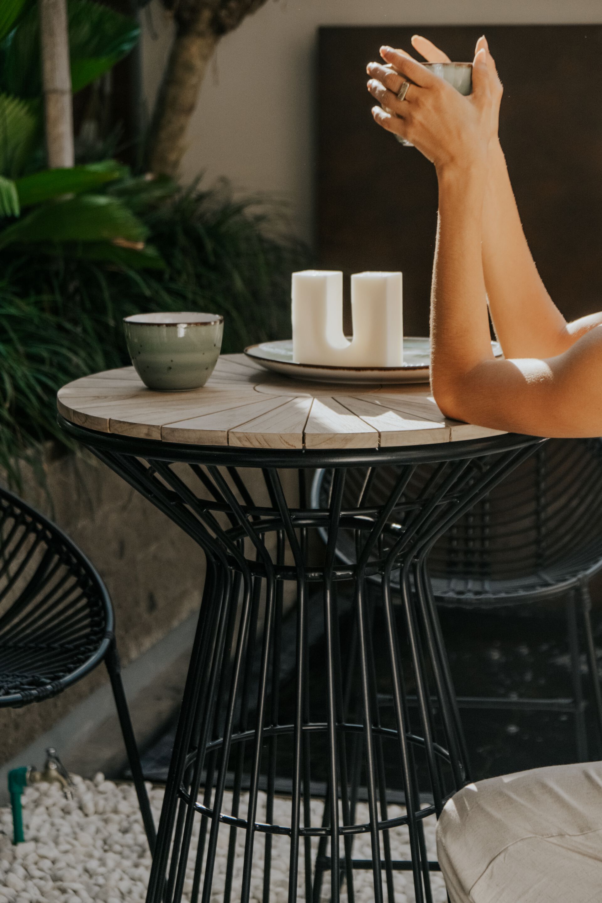 Высокий круглый алюминиевый и деревянный садовый стол cbdesign Fiorella ARCH-00132255 - Вид №2