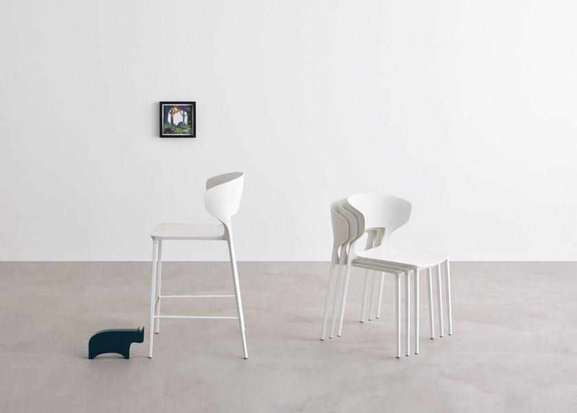 Desalto Табурет из полиуретана с подставкой для ног Koki sun-id-1464582 - Вид №1