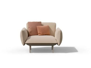 Мягкое кресло с подлокотниками