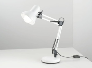 Металлическая настольная лампа с гибкой рукояткой
