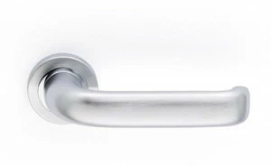 Pasini Ручка из латуни на розетке Electra 3191