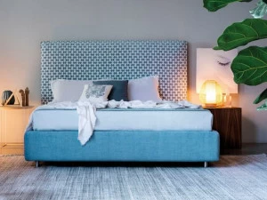 Frauflex Двуспальная кровать из ткани с высоким изголовьем