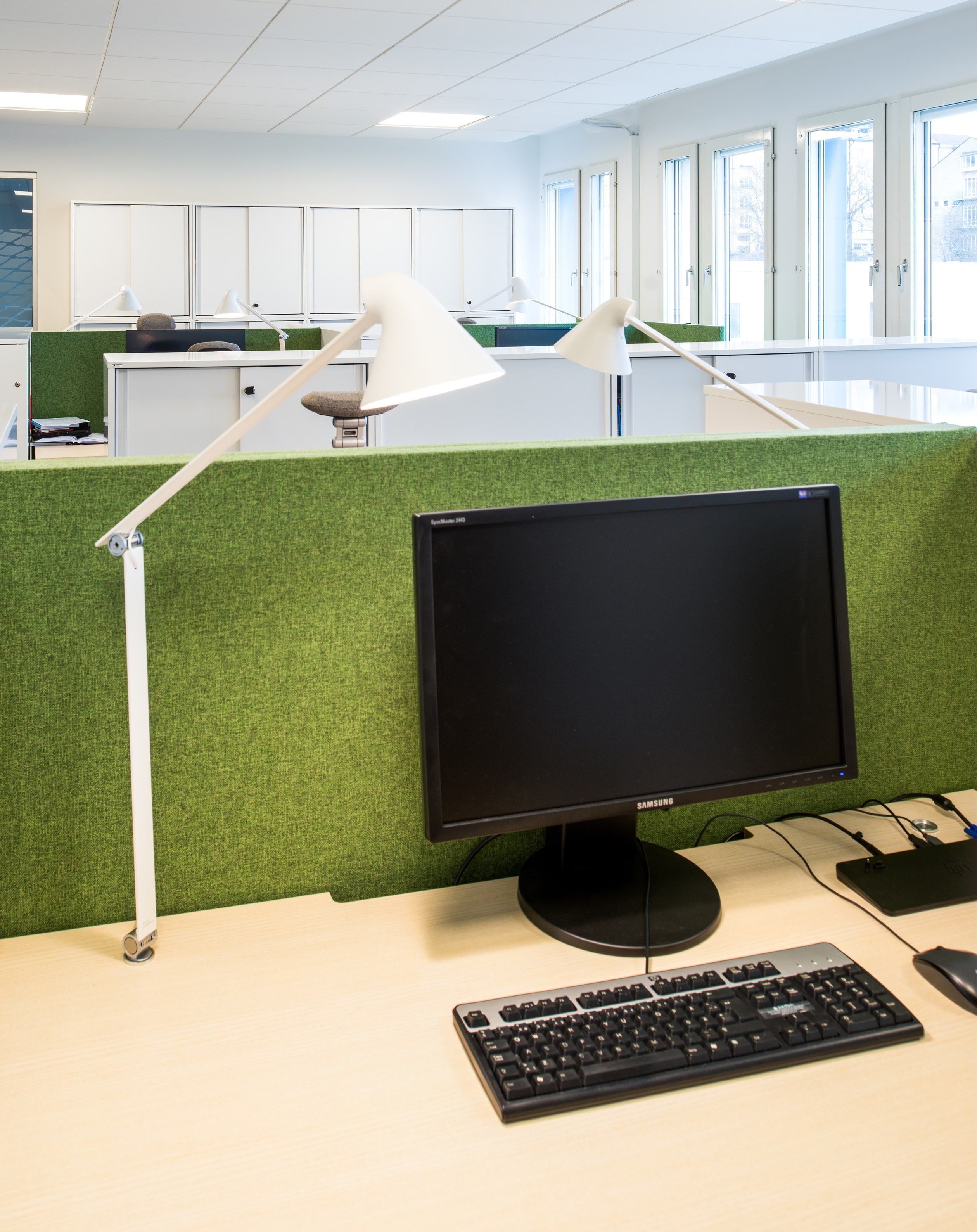 Регулируемая светодиодная настольная лампа с зажимом NJP ARCH-00060703 - Вид №12