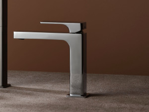 Однорычажный смеситель для раковины