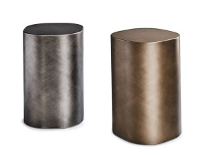 Высокий стальной журнальный столик