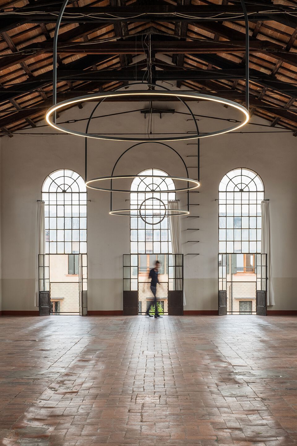 Металлический светодиодный подвесной светильник AXOLIGHT U-Light ARCH-00119727 - Вид №13