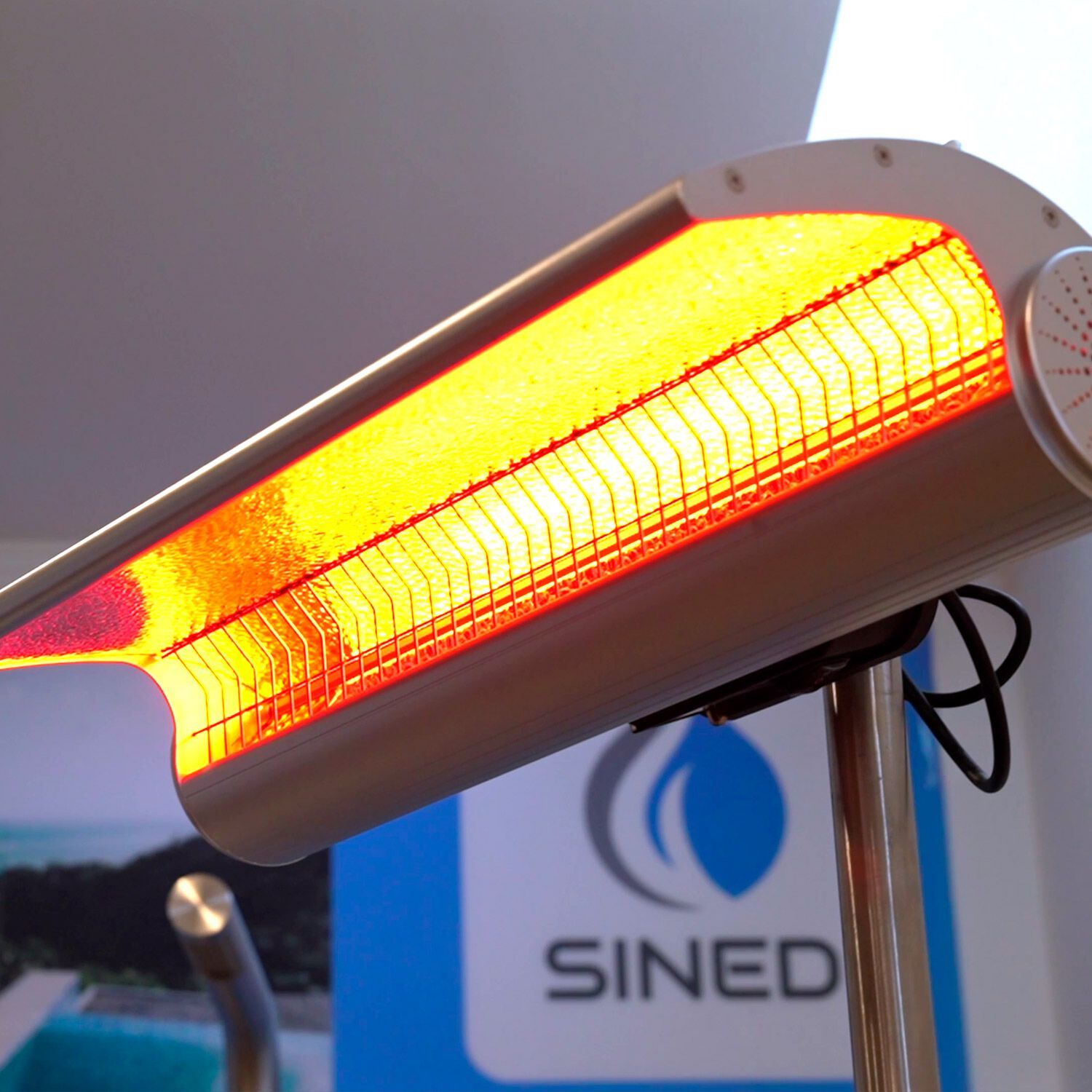 Алюминиевая и стальная автономная инфракрасная наружная плита SINED STUFA INFRAROSSI TERRA 2000 ARCH-00134922 - Вид №1