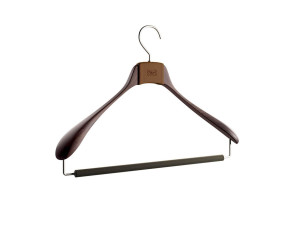 Деревянная вешалка