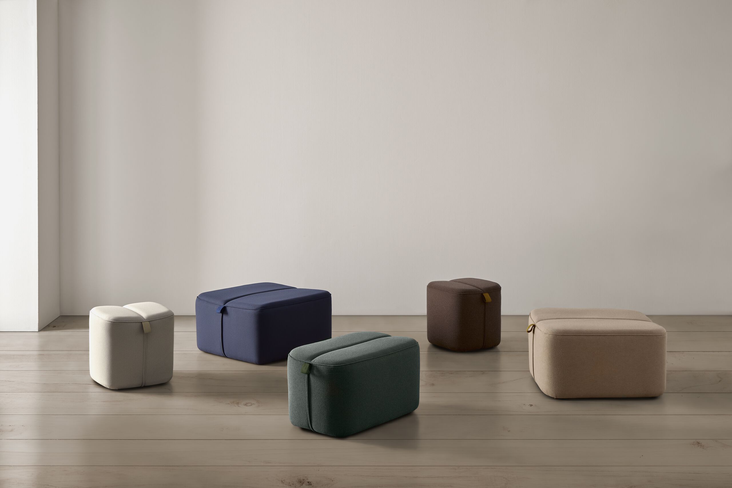 Квадратный пуф из ткани Blasco&Vila Pomme ARCH-00144062 - Вид №6