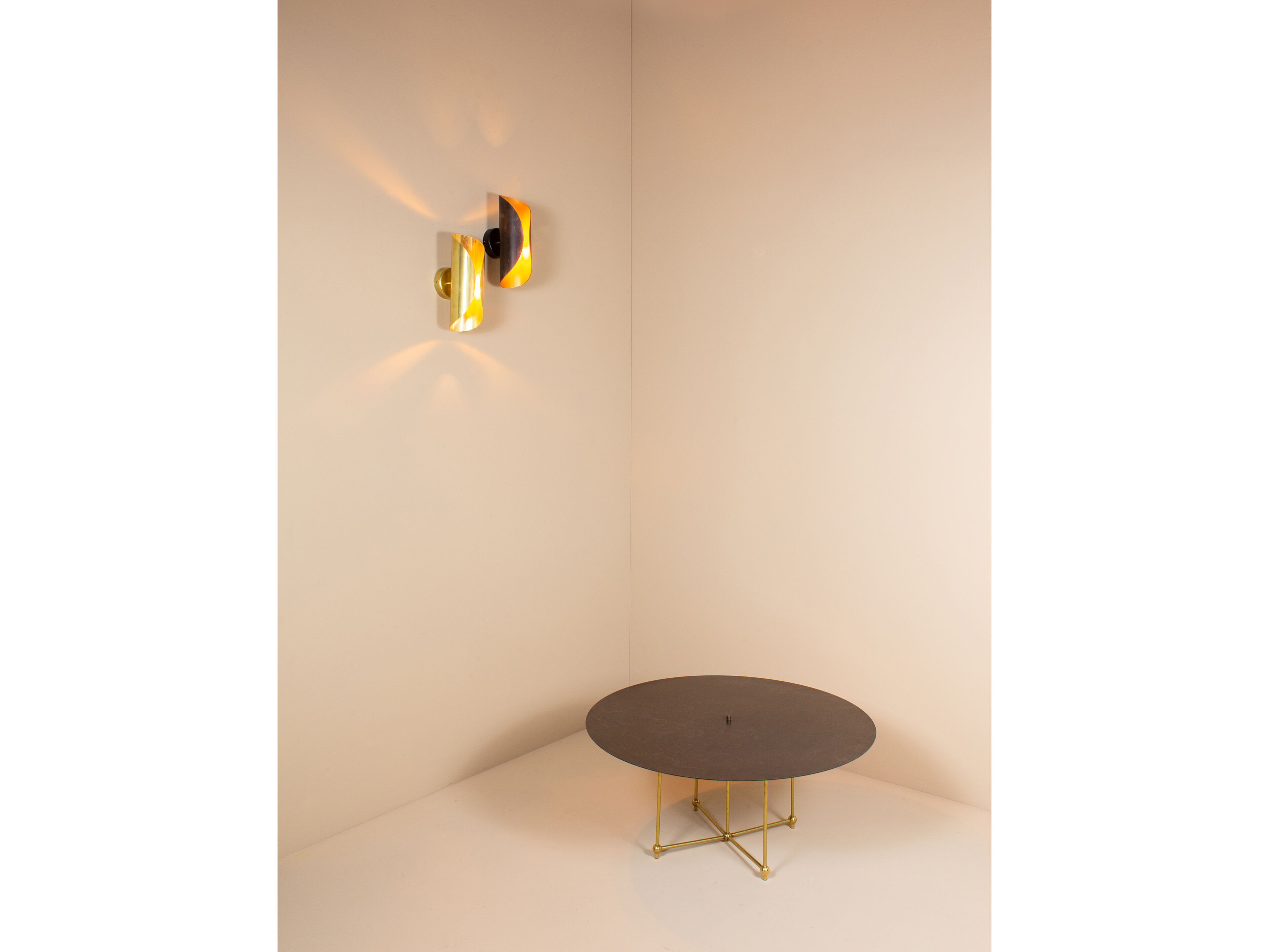 Светодиодный настенный светильник Renzo Serafini складка ARCH-00128638 - Вид №1