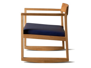 Вишневое кресло-качалка с подлокотниками