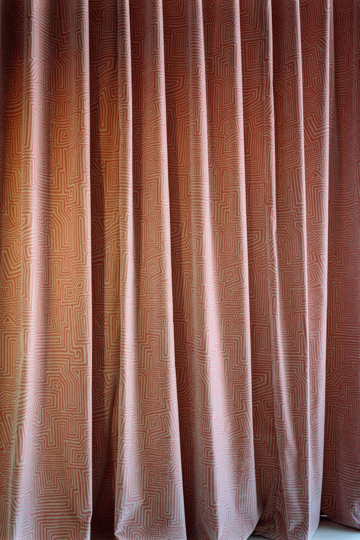 Жаккардовая обивочная ткань с графическим рисунком Dedar JAMU JUNGLE ARCH-00143599 - Вид №5